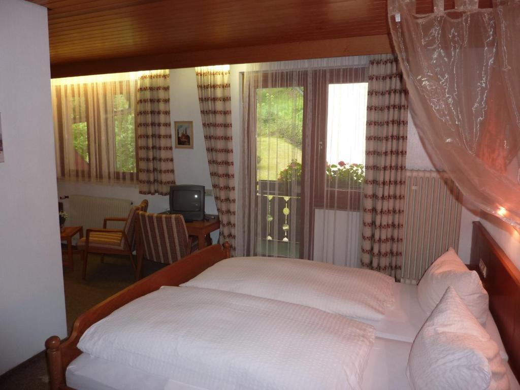 Atina Hotel Бад-Вильдбад Номер фото